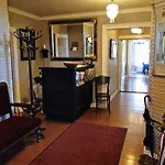 Hotel & Cafe Lanterna