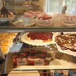 & Cafe Lanterna