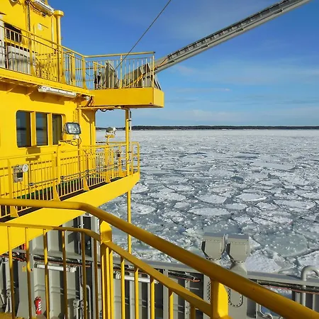 ホテル & Cafe Lanterna ナウヴォ