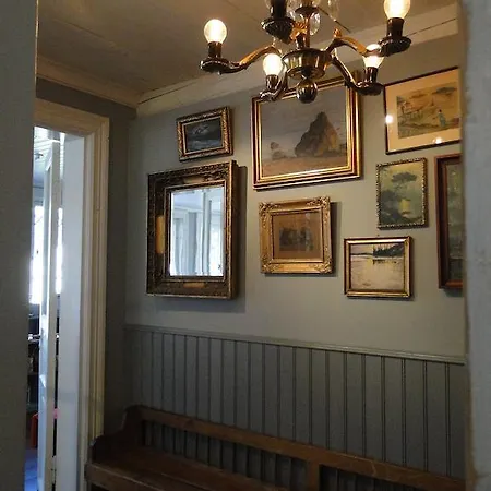 ホテル & Cafe Lanterna ナウヴォ