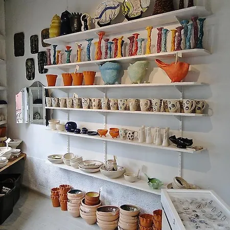 & Cafe Lanterna Nauvo