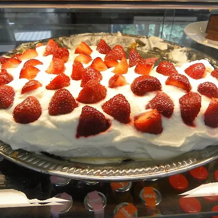 ホテル & Cafe Lanterna