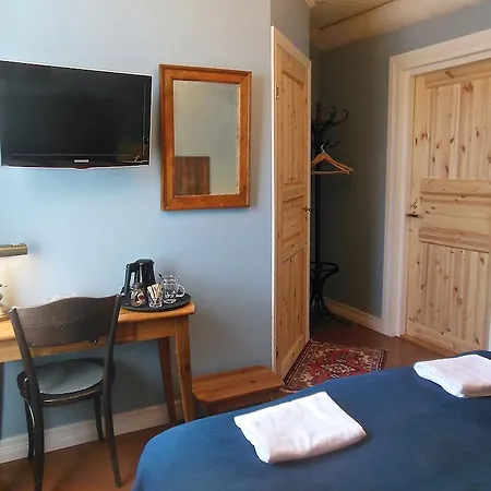 & Cafe Lanterna