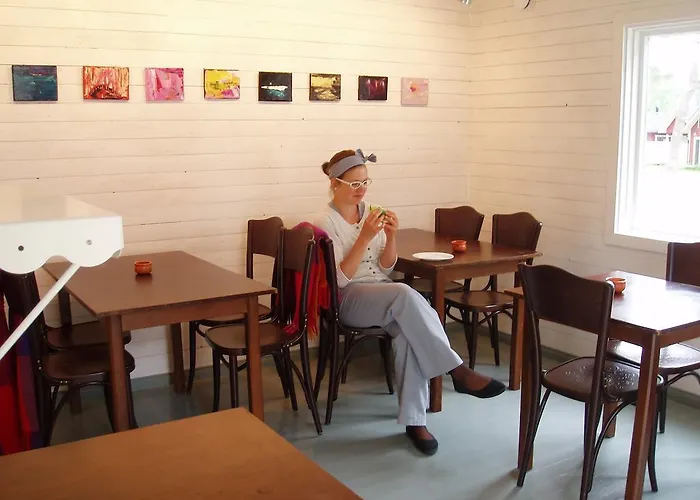 Hotel Hotel&cafe Lanterna Nauvo